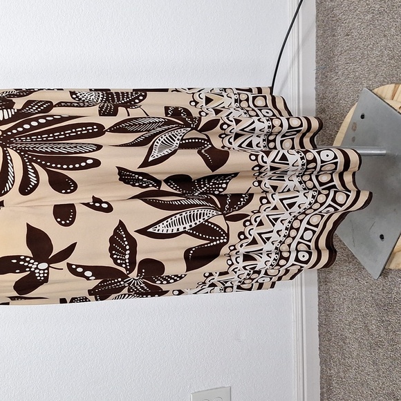 Taylor Asymmetrical Black & Tan Abstract Floral Halter Sundress Size 16 - Picture 7 of 14